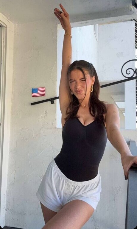 L a Elui best actress photo