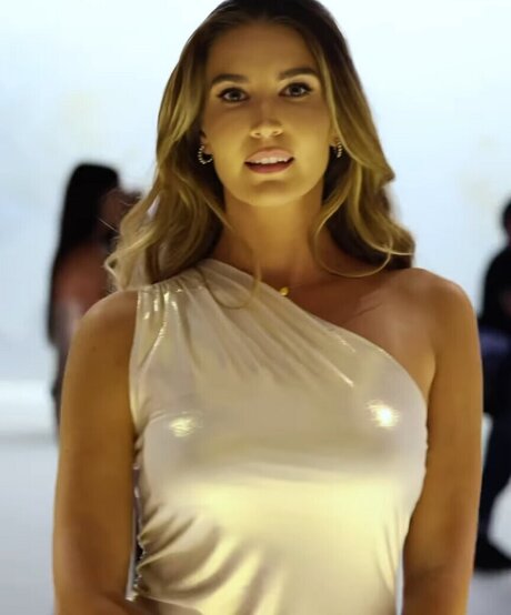 Susanna Giovanardi star nice img