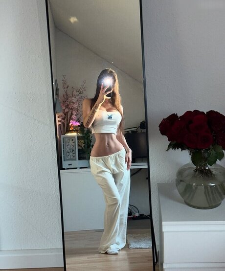 chubby goth onlyfans sex images