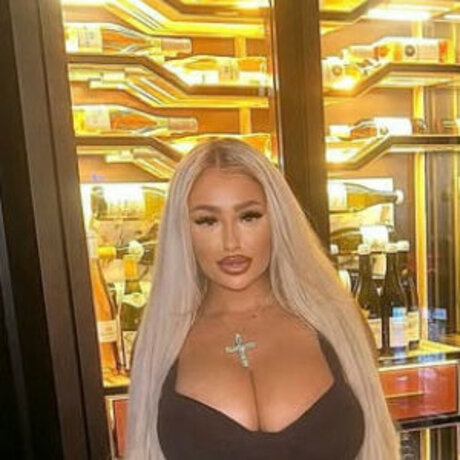 Corrinnadione best model photos