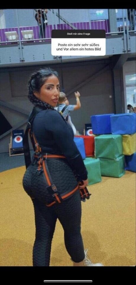 La bonbo pornographic actress image