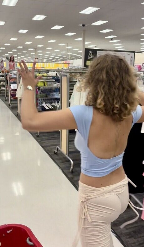 Gina Lynn naked model photos