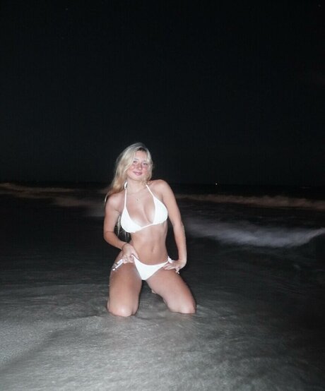 Zoe Riser zoe riser zoeriserr zoe riserr nice star galleries