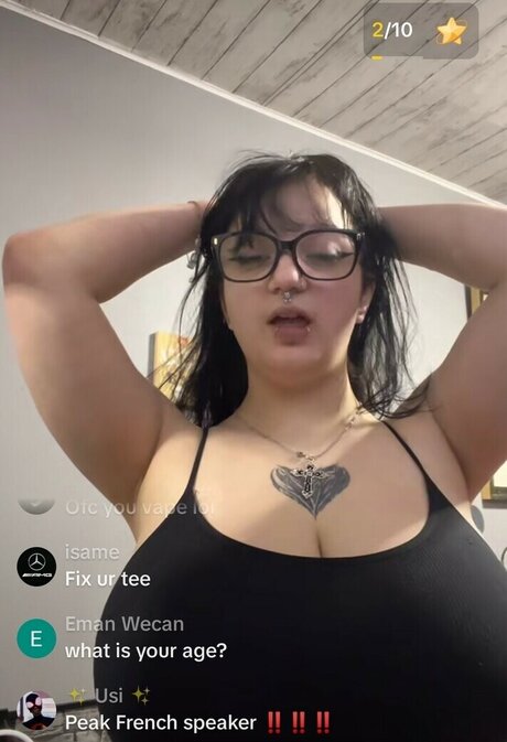 bl00dyh4nd nudes model pictures