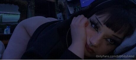 bl00dyh4nd pornstar perfect photos