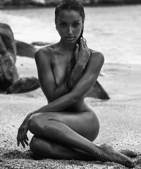 Jasmine Tookes best model photo