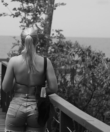 girl onlyfans beautiful naked pic