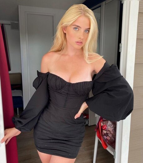 asmr bunny onlyfans nudes archive