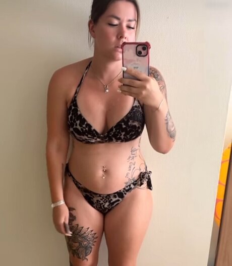 hairy legs onlyfans erotic galleries