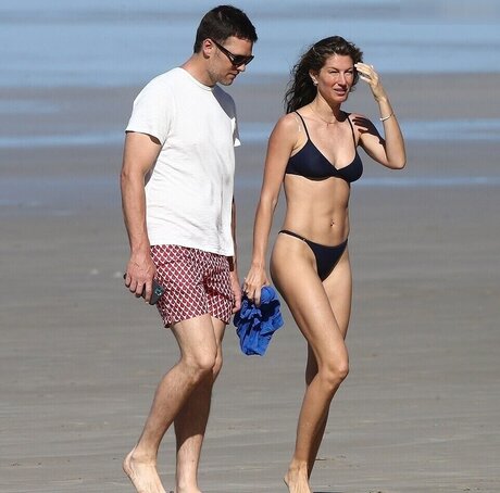 Gisele B ndchen star adult image