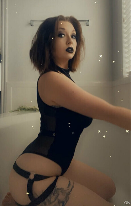 Youcancallme 0ly naked model pictures