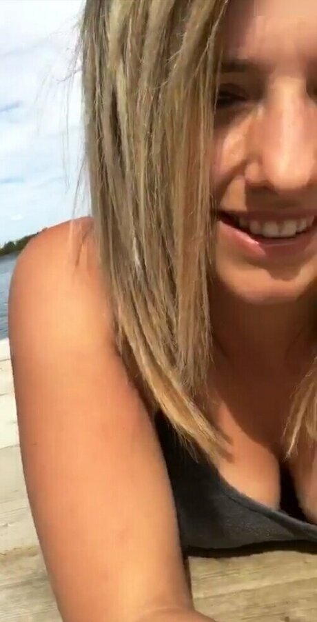 blonde shemale onlyfans hot xxx picture