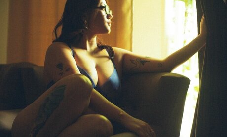 asian mom onlyfans beautiful photo