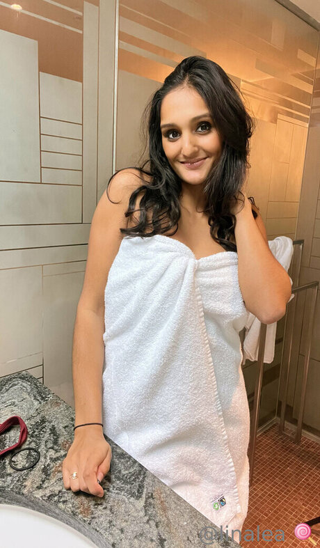 Lea Monet pretty actress picture