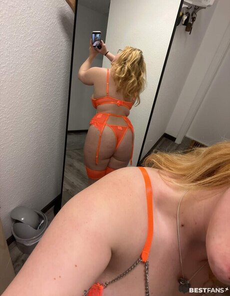 Sarahfahr9 star nice photos