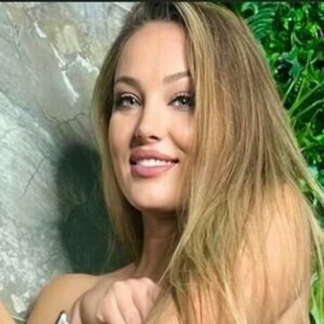 Floriane Masurelle hd star pics