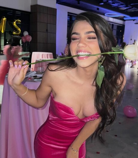 Megmuise erotic actress picture