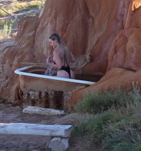 Julia Baessler model adult image