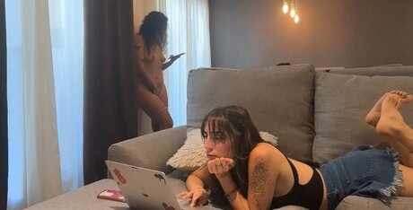 avagothgirl model perfect photo