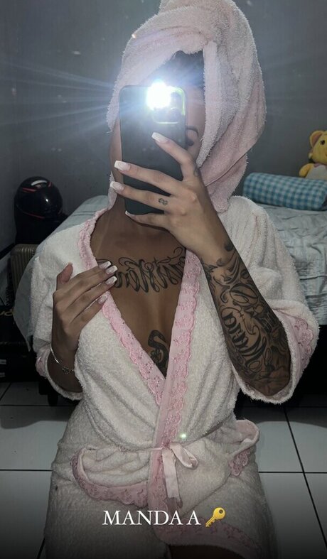 perfect feet onlyfans beautiful naked pictures