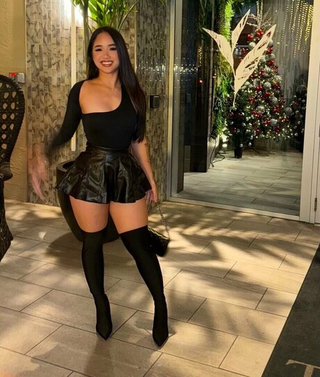 linnsquatsmore pornstar naked galleries