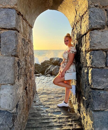 Wollnys pornstar sexy images