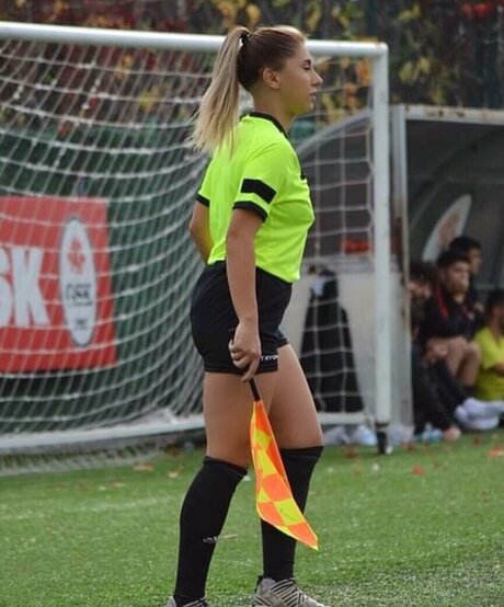 Elif Karaarslan star porn images