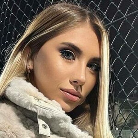 Elif Karaarslan star high quality images