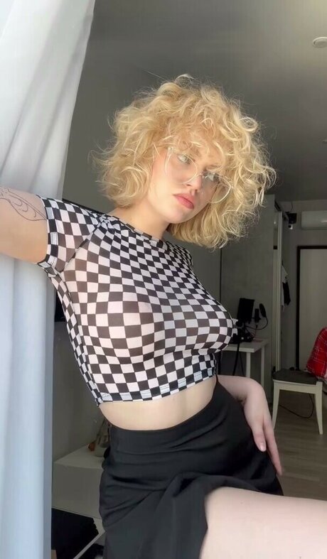 Yana Martin perfect model pic