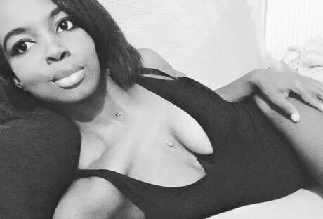 fsemelagne sexy pornstar galleries