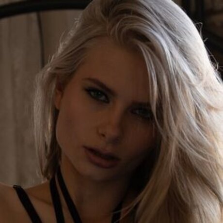 xeniablondi hot model galleries