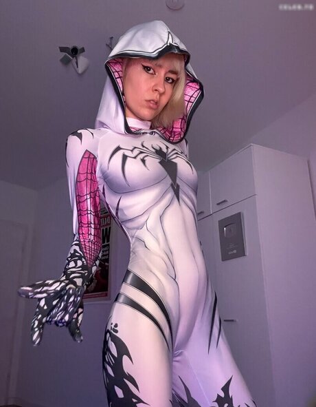 Svperdone model pretty gallery