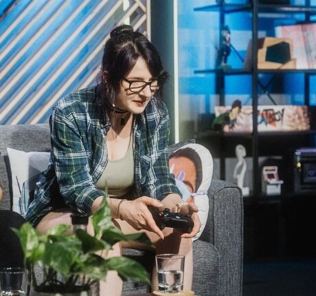 Haselnuuuss erotic model img