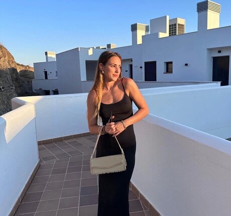 Clara Ferna ndez star perfect photo