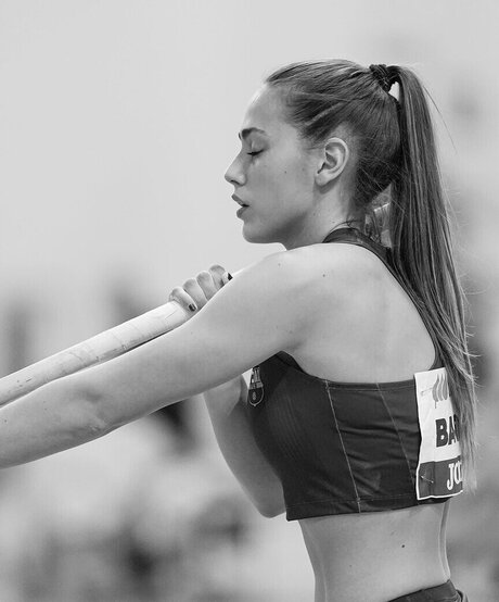 Clara Ferna ndez model art images