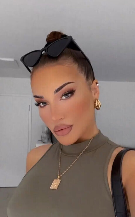 wide onlyfans hot nude img