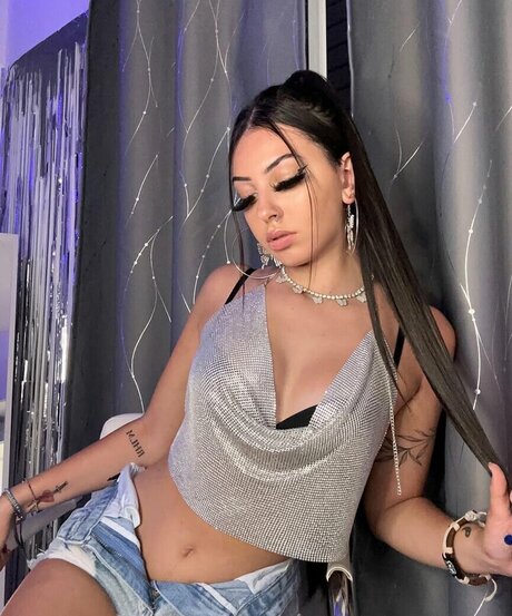 Luna Bufo erotic actress pictures