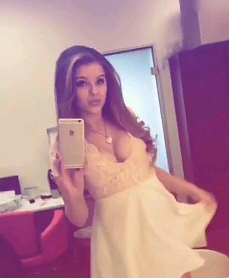 teen footjob onlyfans beautiful xxx gallery