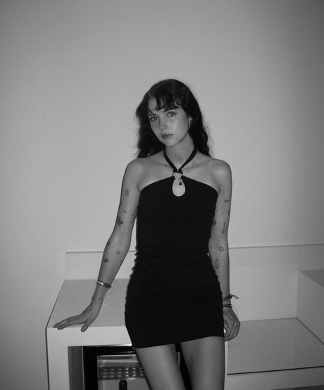 Holly Laing pornstar nude pic