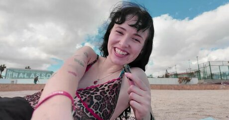 Holly Laing nudes star galleries