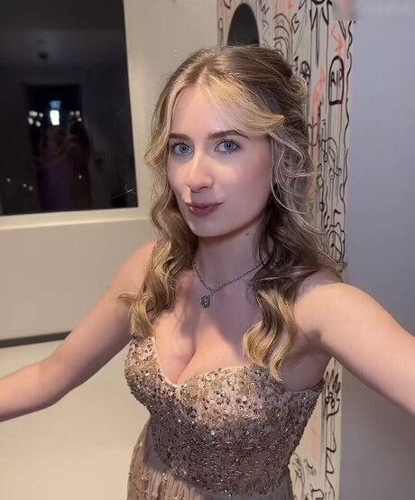 Empresslaurasophie naked pornstar pic