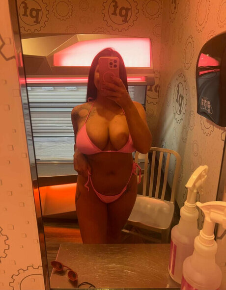 Yohosamm model xxx picture