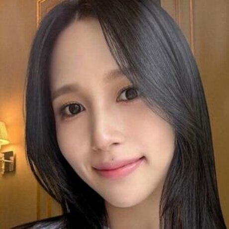 Mina Myoi model adult image