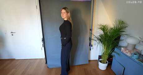 KellyMissesvlog model xxx picture