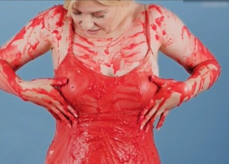 KellyMissesvlog erotic actress image