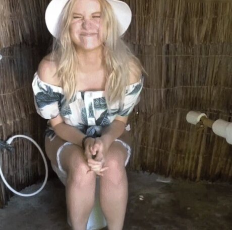 KellyMissesvlog pornstar exclusive image