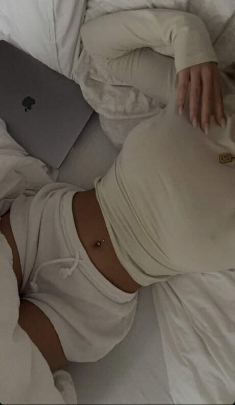 Leonie brrr best pornstar img