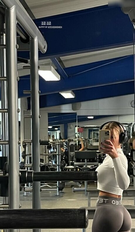 Leonie brrr top actress galleries