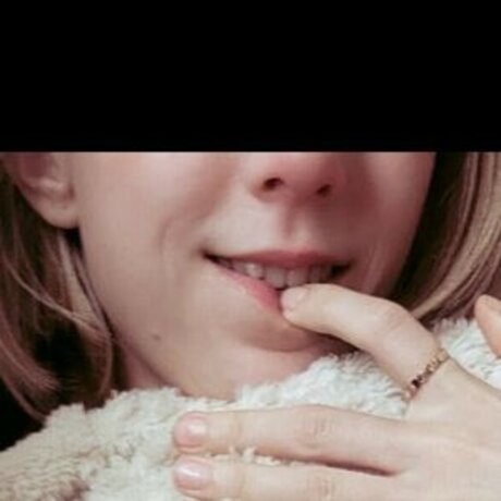 Candy Layla model top image