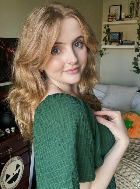 Krysttl beautiful pornstar pic